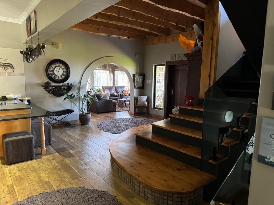 4 Bedroom Property for Sale in Woodgrange KwaZulu-Natal