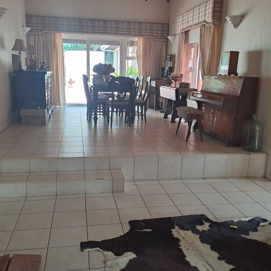 5 Bedroom Property for Sale in Scottburgh Central KwaZulu-Natal