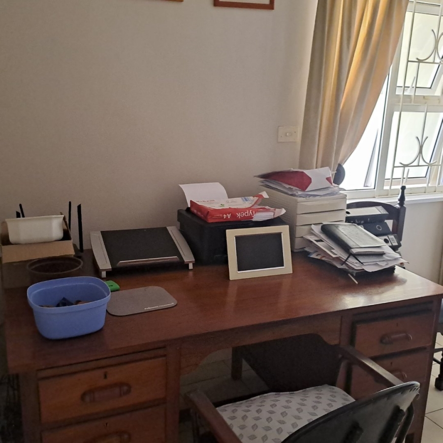 5 Bedroom Property for Sale in Scottburgh Central KwaZulu-Natal