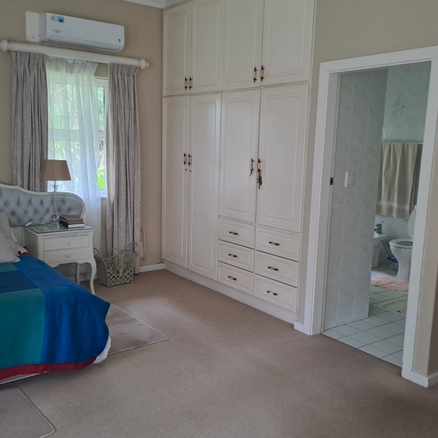 5 Bedroom Property for Sale in Scottburgh Central KwaZulu-Natal