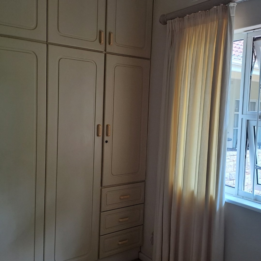 5 Bedroom Property for Sale in Scottburgh Central KwaZulu-Natal