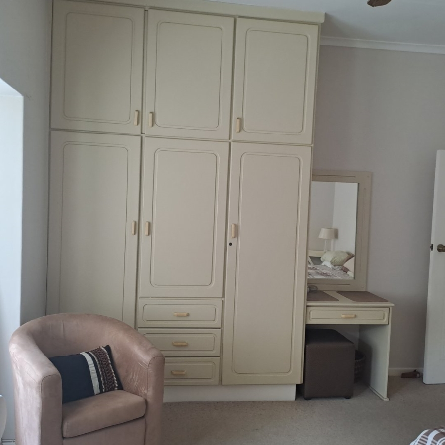 5 Bedroom Property for Sale in Scottburgh Central KwaZulu-Natal