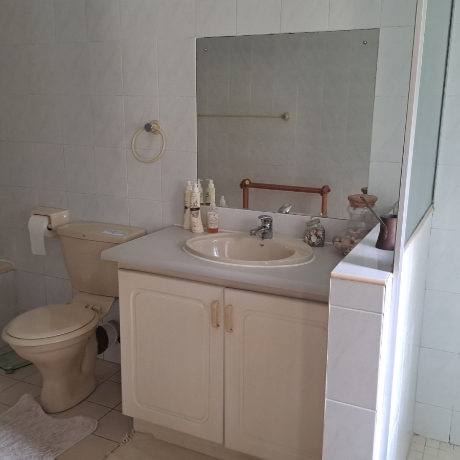 5 Bedroom Property for Sale in Scottburgh Central KwaZulu-Natal