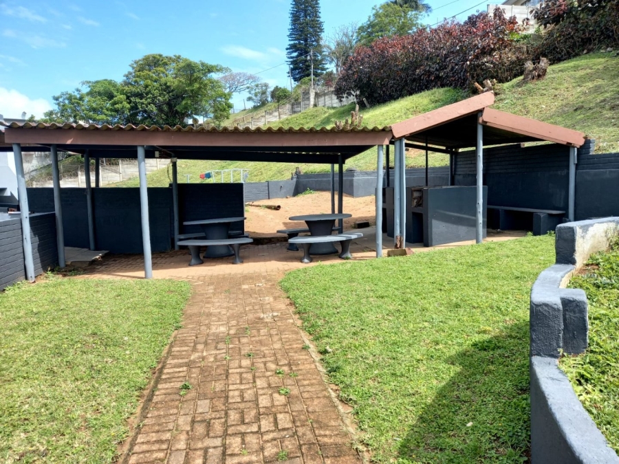 1 Bedroom Property for Sale in Margate KwaZulu-Natal