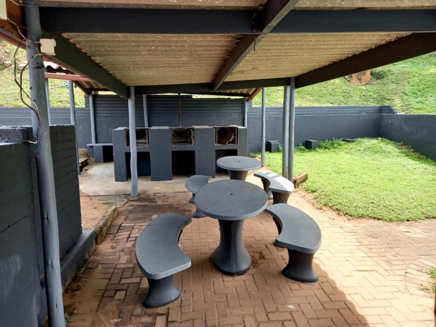 1 Bedroom Property for Sale in Margate KwaZulu-Natal