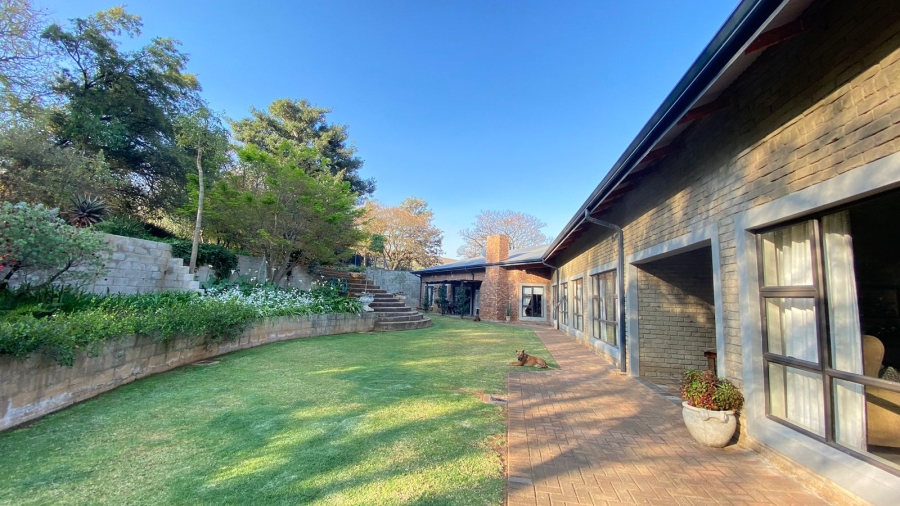 7 Bedroom Property for Sale in Signal Hill KwaZulu-Natal