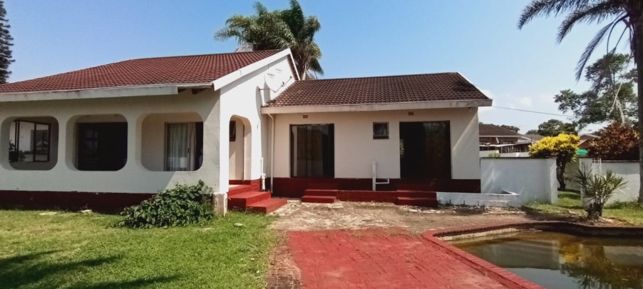 7 Bedroom Property for Sale in Margate KwaZulu-Natal