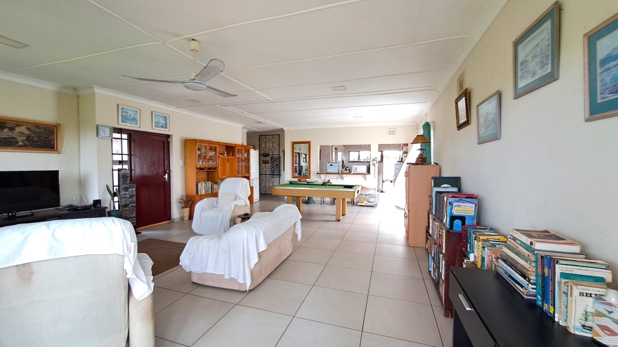 3 Bedroom Property for Sale in Port Edward KwaZulu-Natal