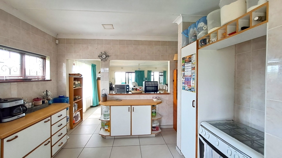 3 Bedroom Property for Sale in Port Edward KwaZulu-Natal