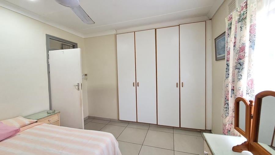 3 Bedroom Property for Sale in Port Edward KwaZulu-Natal