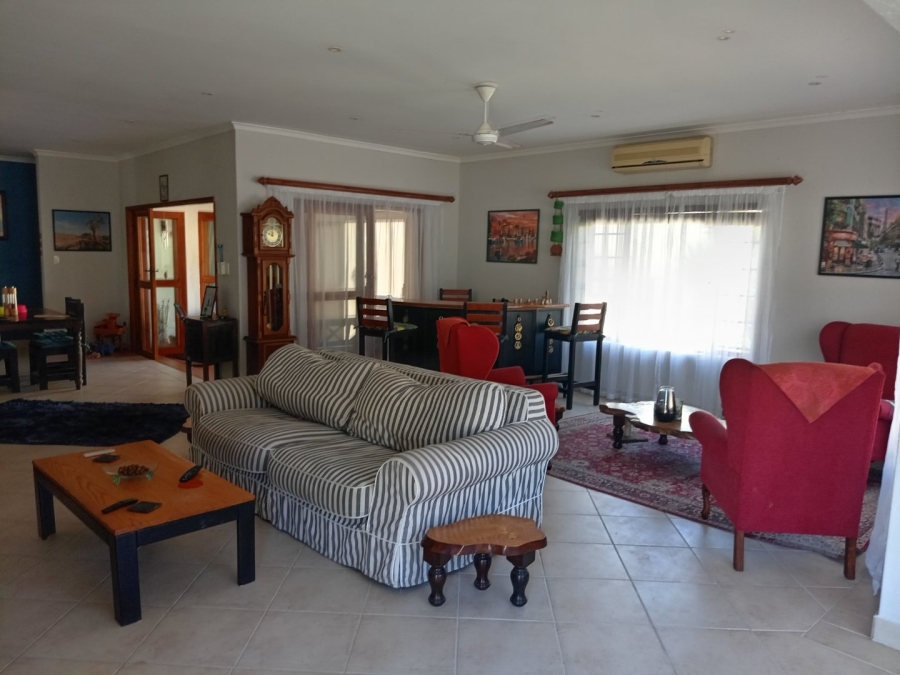 4 Bedroom Property for Sale in Uvongo KwaZulu-Natal