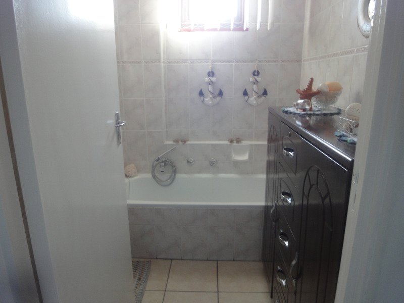 2 Bedroom Property for Sale in Margate KwaZulu-Natal