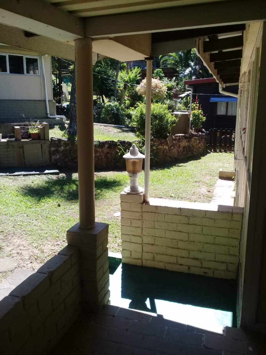 2 Bedroom Property for Sale in Hibberdene KwaZulu-Natal