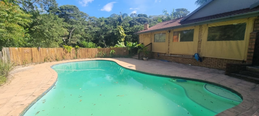 3 Bedroom Property for Sale in Umtentweni KwaZulu-Natal