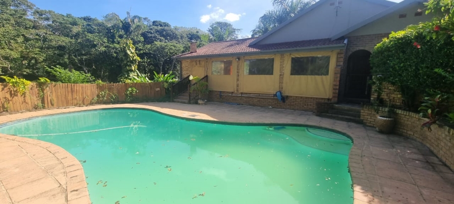 3 Bedroom Property for Sale in Umtentweni KwaZulu-Natal