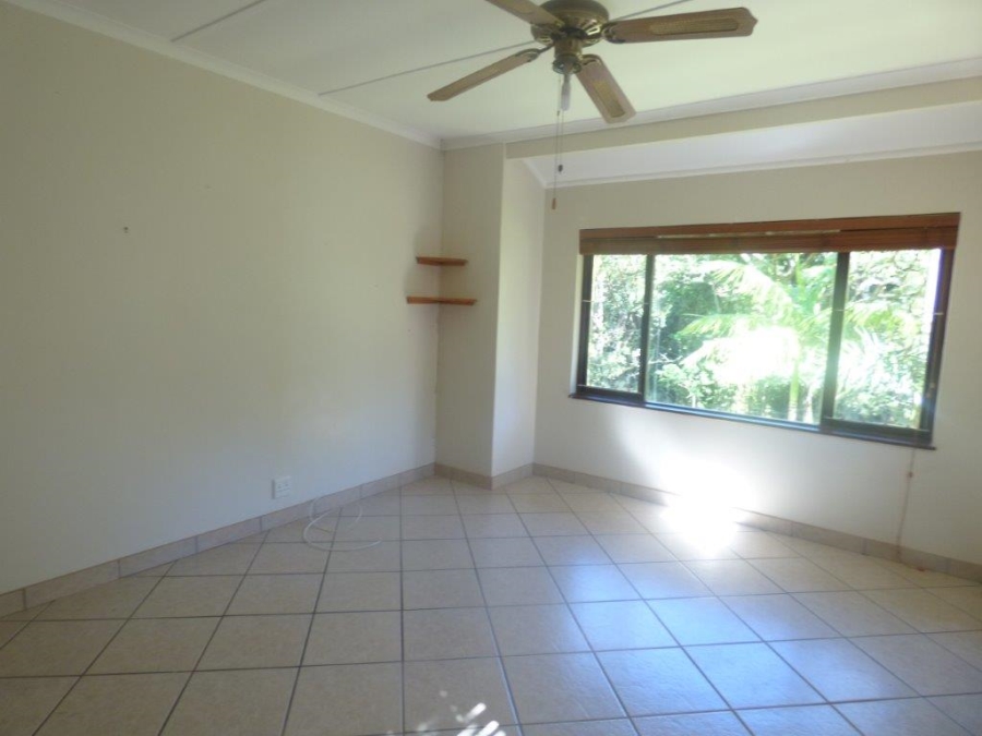 3 Bedroom Property for Sale in Umtentweni KwaZulu-Natal