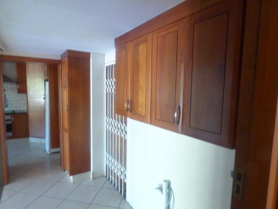 3 Bedroom Property for Sale in Umtentweni KwaZulu-Natal