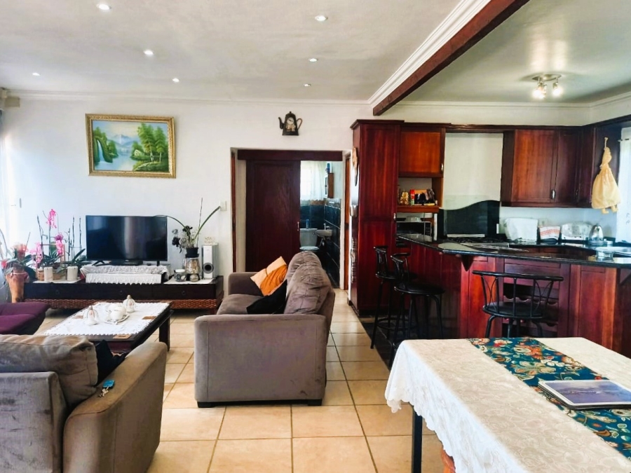 7 Bedroom Property for Sale in Ramsgate KwaZulu-Natal