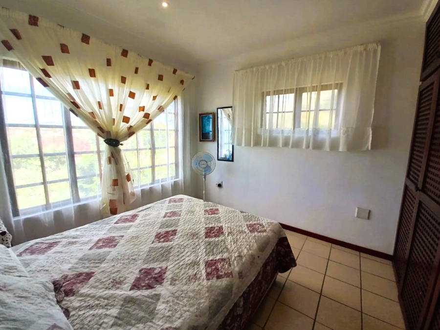 7 Bedroom Property for Sale in Ramsgate KwaZulu-Natal