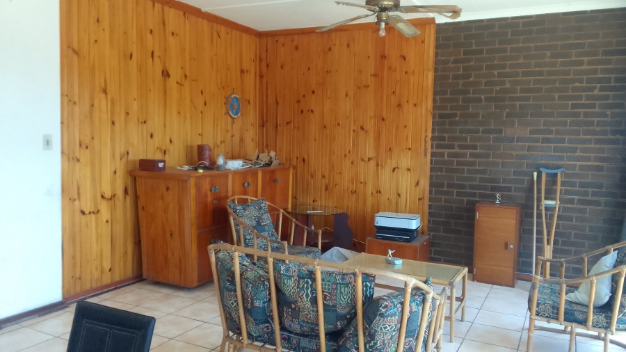2 Bedroom Property for Sale in Hibberdene KwaZulu-Natal