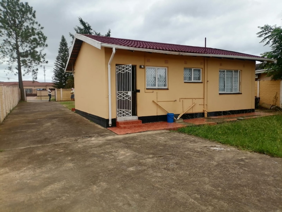 2 Bedroom Property for Sale in Ulundi KwaZulu-Natal