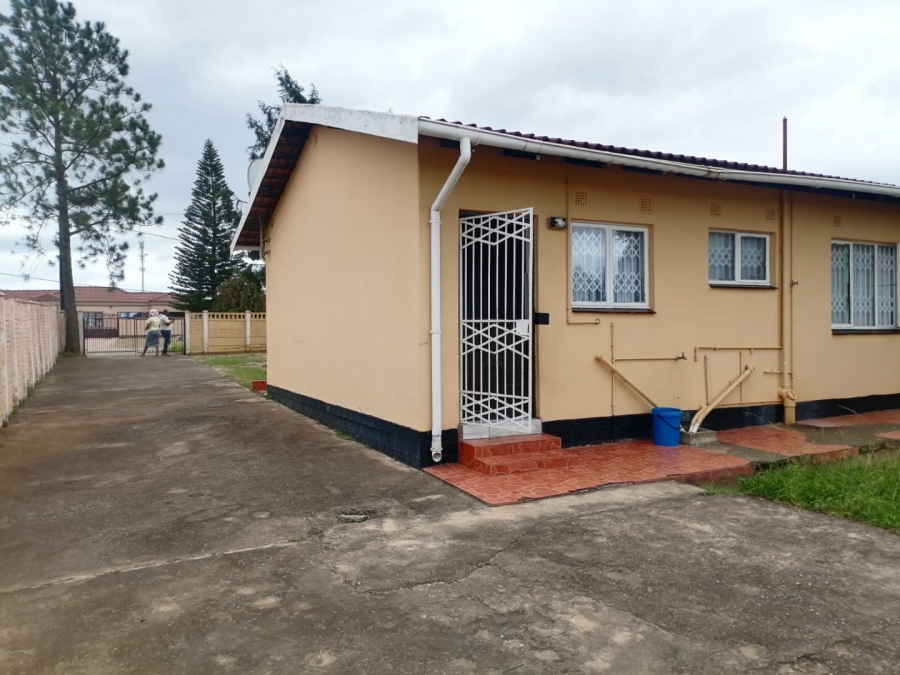 2 Bedroom Property for Sale in Ulundi KwaZulu-Natal