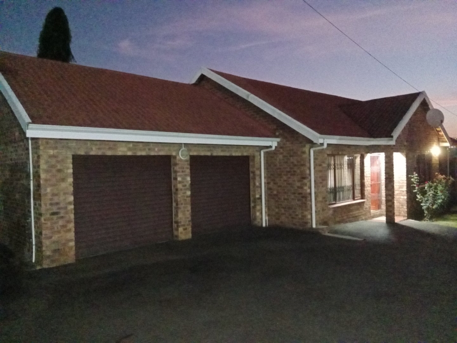 3 Bedroom Property for Sale in Raisethorpe KwaZulu-Natal