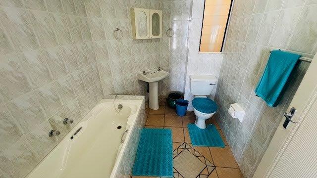 2 Bedroom Property for Sale in Ramsgate KwaZulu-Natal