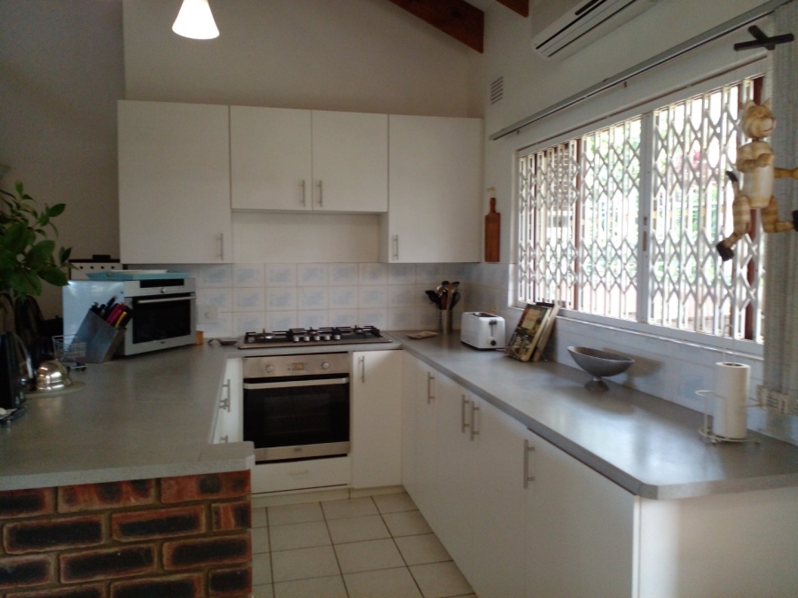 4 Bedroom Property for Sale in Leisure Bay KwaZulu-Natal