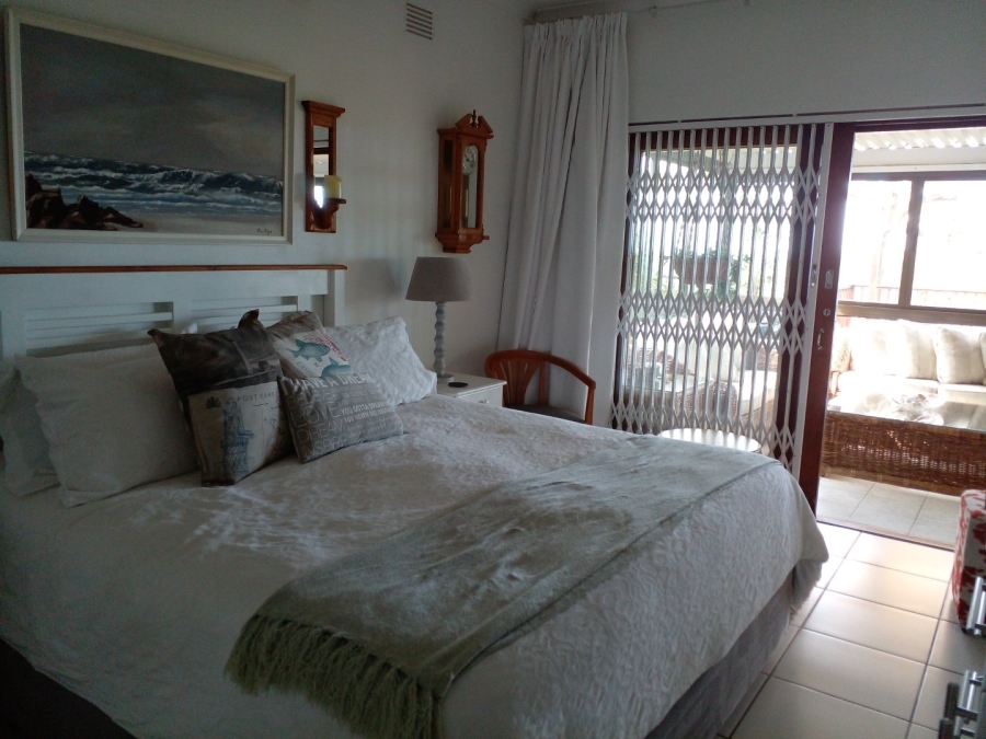 4 Bedroom Property for Sale in Leisure Bay KwaZulu-Natal