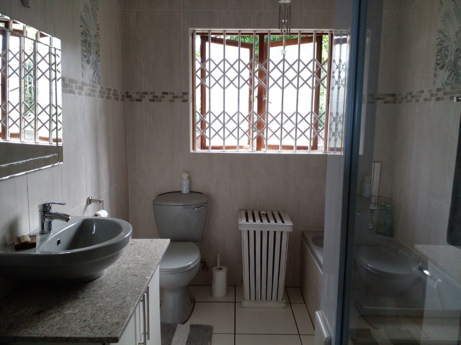 4 Bedroom Property for Sale in Leisure Bay KwaZulu-Natal