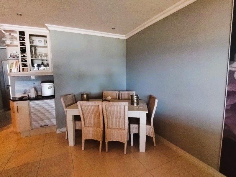 4 Bedroom Property for Sale in Margate KwaZulu-Natal