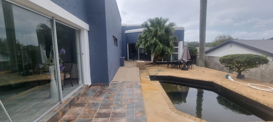 3 Bedroom Property for Sale in Manaba Beach KwaZulu-Natal