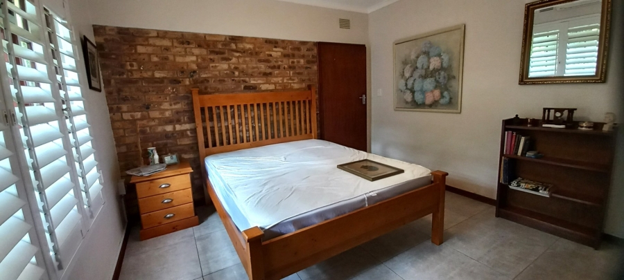 7 Bedroom Property for Sale in Umtentweni KwaZulu-Natal