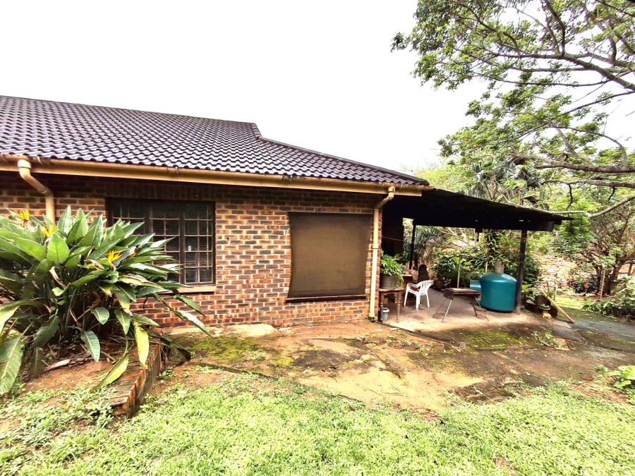3 Bedroom Property for Sale in Leisure Bay KwaZulu-Natal