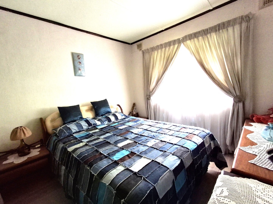 3 Bedroom Property for Sale in Leisure Bay KwaZulu-Natal