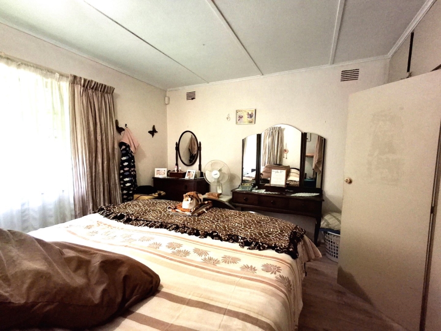 3 Bedroom Property for Sale in Leisure Bay KwaZulu-Natal