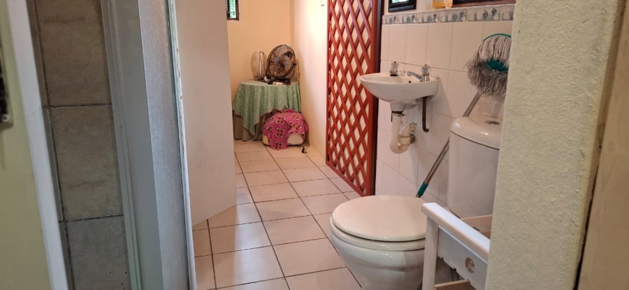 4 Bedroom Property for Sale in Leisure Bay KwaZulu-Natal