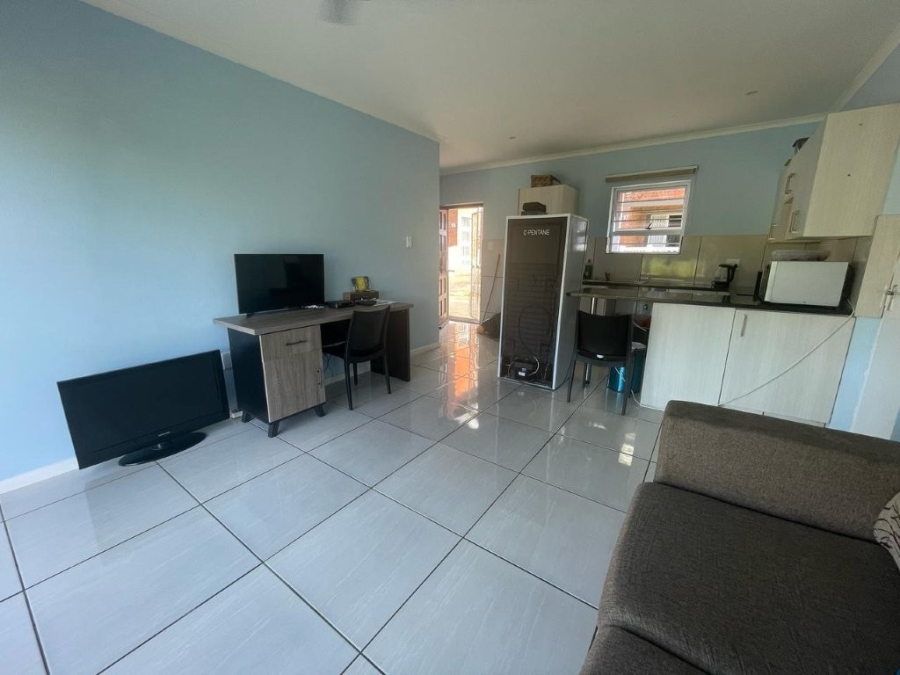 1 Bedroom Property for Sale in Sea Park KwaZulu-Natal