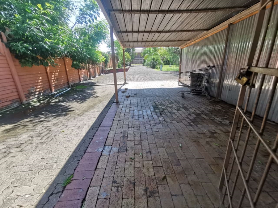 To Let commercial Property for Rent in Pioneer Park KwaZulu-Natal