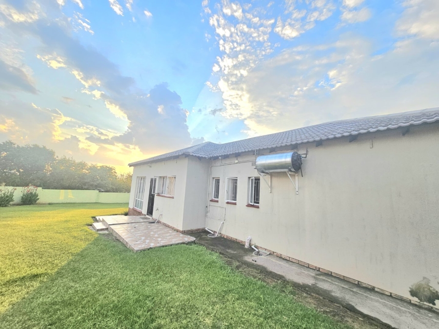 3 Bedroom Property for Sale in Pioneer Park KwaZulu-Natal