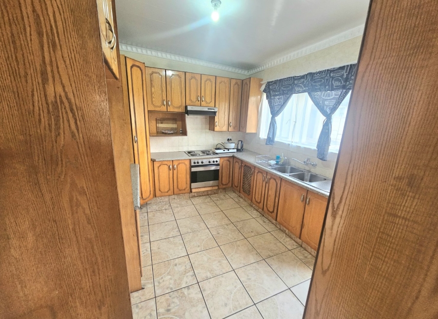 3 Bedroom Property for Sale in Pioneer Park KwaZulu-Natal