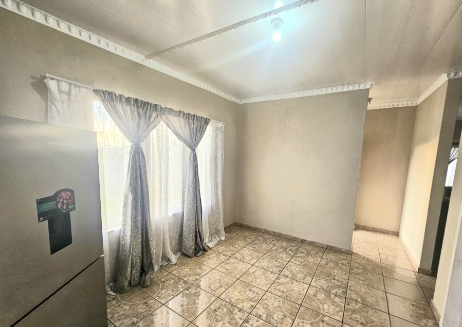 3 Bedroom Property for Sale in Pioneer Park KwaZulu-Natal
