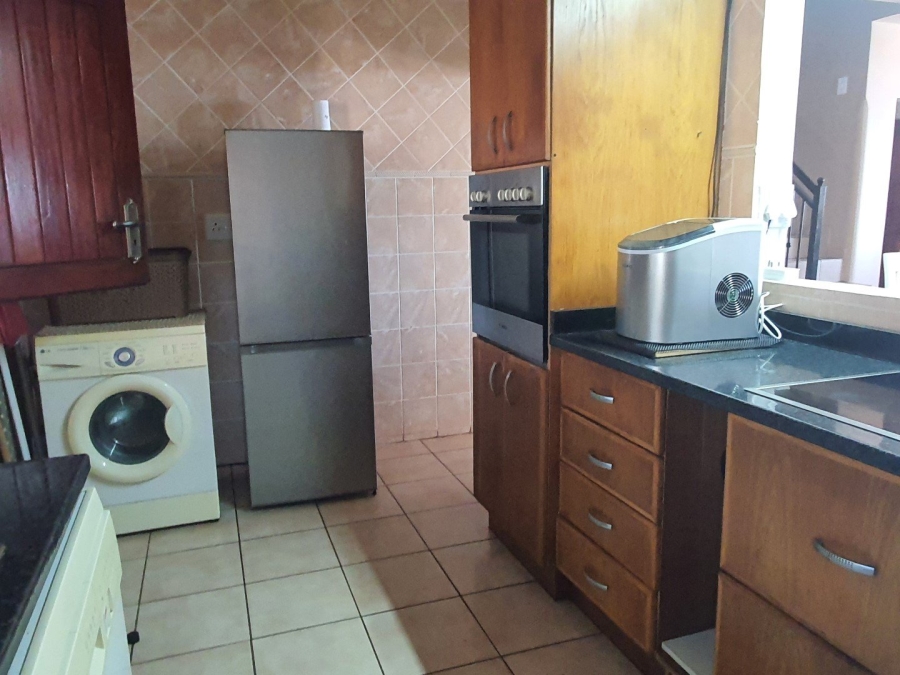 4 Bedroom Property for Sale in Southport KwaZulu-Natal