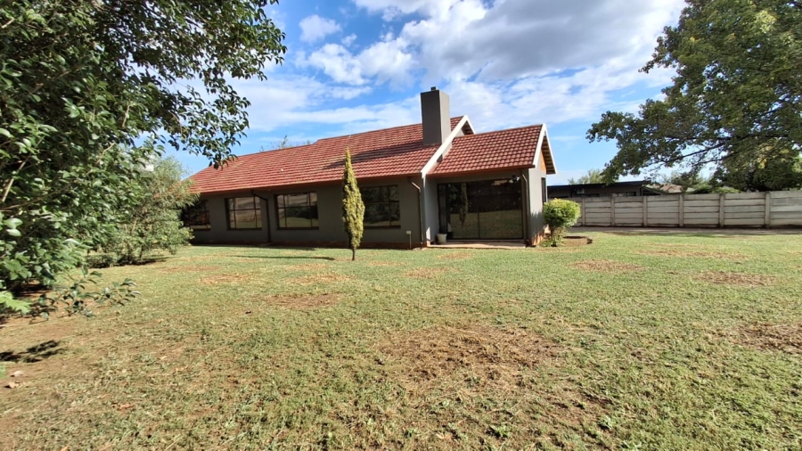 4 Bedroom Property for Sale in Sunnyridge KwaZulu-Natal