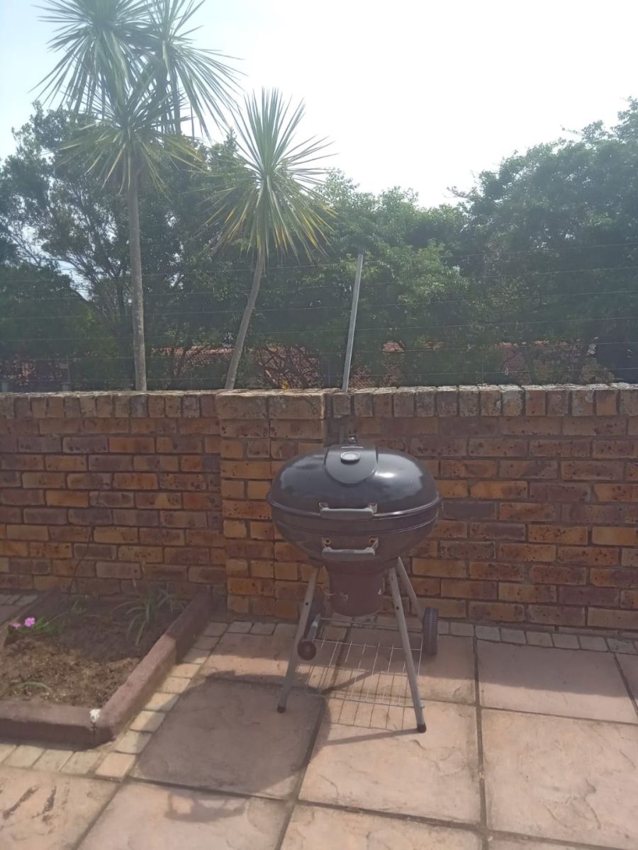 3 Bedroom Property for Sale in Margate KwaZulu-Natal