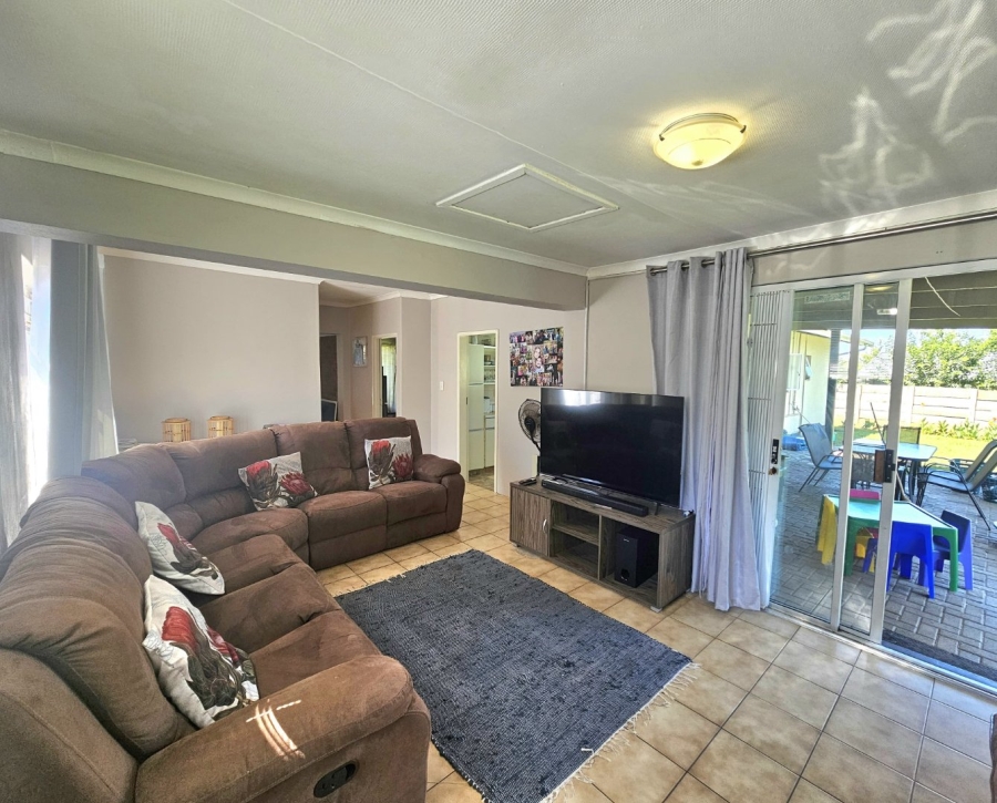 3 Bedroom Property for Sale in Huttenheights KwaZulu-Natal