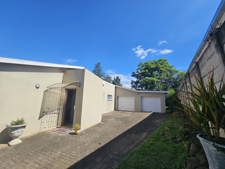 3 Bedroom Property for Sale in Huttenheights KwaZulu-Natal