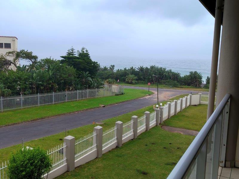 2 Bedroom Property for Sale in Uvongo KwaZulu-Natal