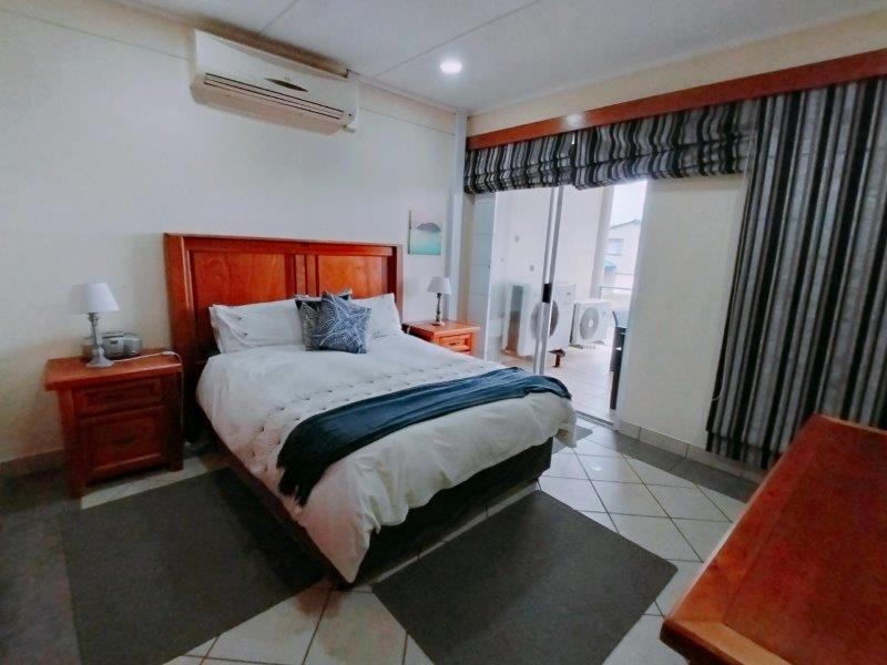 2 Bedroom Property for Sale in Uvongo KwaZulu-Natal